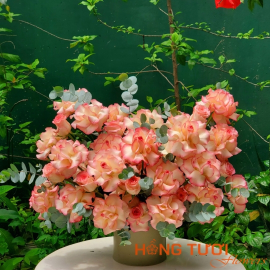 Hộp Hoa 08